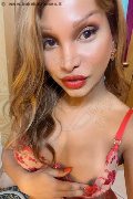 Civitanova Marche Transex Vanessa Nocciola 339 28 80 056 foto selfie 12