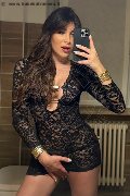 Roma Transex Safina 334 25 85 465 foto selfie 3